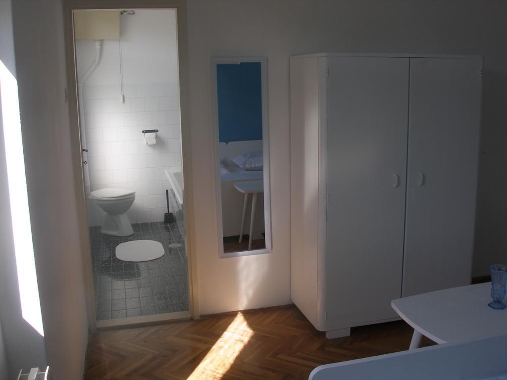 Guesthouse Franko Vela Luka Bilik gambar